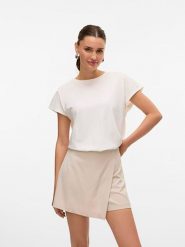 Vero Moda Koszulka w kolorze białym rozmiar: XS. Białe bluzki damskie Vero Moda, xs, bez wzorów, z bawełny, bez kołnierzyka, bez ramiączek. Za 48.28 zł.