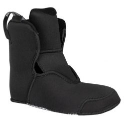 Klapki do jazdy na rolkach Myfit Lite Liner. Czarne klapki damskie MYFIT, bez wzorów, bez obcasa. Za 242.00 zł.