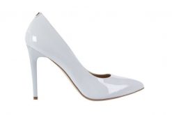 Szpilki Bayla-056 1810-799 Niebieski, Skóra naturalna lakierowana - 38. Niebieskie szpilki Bayla, bez wzorów, z lakierowanej skóry, bez obcasa. W wyprzedaży za 179.10 zł.