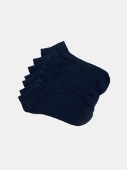 Prążkowane skarpetki 7 pack - granatowy. Niebieskie skarpetki męskie Sinsay, bez wzorów, prążkowane. Za 19.99 zł.