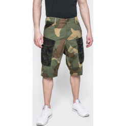 G-Star Raw - Szorty. Szorty męskie G-Star Raw, z bawełny, bez kołnierzyka. W wyprzedaży za 199.90 zł.