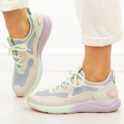 Sportowe Wt buty damskie McArthur Ma256w. Brązowe buty sportowe na co dzień damskie McArthur, bez wzorów, z dresówki, trekkingowe. Za 229.00 zł.