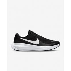 Buty do biegania męskie Nike Revolution 8. Białe obuwie do biegania damskie Nike, nike revolution. Za 421.00 zł.