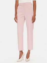 Maryley Spodnie materiałowe 25EB539/M06/14RS Różowy Regular Fit. Czerwone spodnie materiałowe damskie Maryley, bez wzorów, z materiału. Za 199.99 zł.