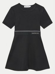 Calvin Klein Jeans Sukienka codzienna Logo Tape IG0IG02310 M Czarny Regular Fit. Czarne spodnie dziewczęce Calvin Klein Jeans, z jeansu. Za 169.99 zł.