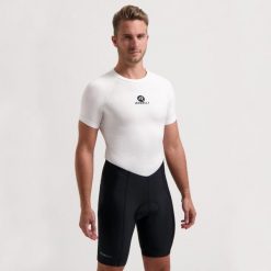 Spodenki rowerowe męskie Rogelli ECON, bez szelek. Czarne szorty męskie Rogelli, bez wzorów, sportowe. W wyprzedaży za 101.00 zł.