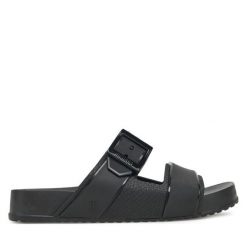 Klapki Melissa. Czarne klapki damskie Melissa, bez wzorów, bez obcasa. Za 249.99 zł.