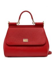 Dolce&Gabbana Torebka BB6002 A1001 Czerwony. Czerwone torebki klasyczne damskie Dolce&Gabbana, bez wzorów, ze skóry, bez dodatków. Za 6,369.00 zł.