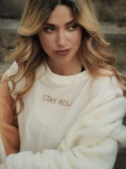 Bluza z wełna z ściągacze na co dzień na siłownię. Białe bluzy bez kaptura damskie LEONE 1947 APPAREL, xs, z wełny. Za 147.31 zł.