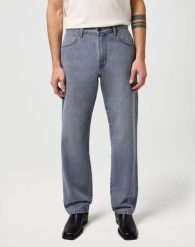 MESKIE SPODNIE WRANGLER FRONTIER LIGHT ICE 112370943. Spodnie materiałowe męskie Wrangler, bez wzorów, z jeansu. Za 219.99 zł.