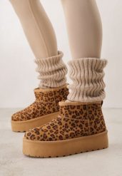 Panterkowe Krótkie Śniegowce na Platformie Lysindra. Brązowe śniegowce damskie Born2be, z futra. Za 89.99 zł.