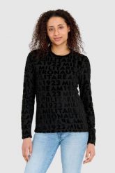 AERONAUTICA MILITARE Czarna welurowa bluza damska w wytłoczone logotypy. Czarne bluzy bez kaptura damskie AERONAUTICA MILITARE, s, z poliesteru. W wyprzedaży za 299.99 zł.