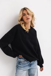 BLUZA LOLA CZARNA Z HAFTEM S - Flawless. Czarne bluzy bez kaptura damskie Flawless, s, z bawełny. Za 340.00 zł.