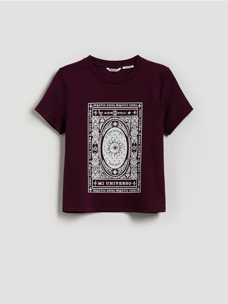 Bawełniany t-shirt z nadrukiem - bordowy. Czerwone koszulki dziewczęce Reserved, bez wzorów, z bawełny, bez ramiączek. W wyprzedaży za 17.99 zł.