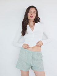 Piżamowe szorty 2 pack - jasnozielony. Zielone piżamy damskie Reserved, bez wzorów, z bawełny. W wyprzedaży za 49.99 zł.