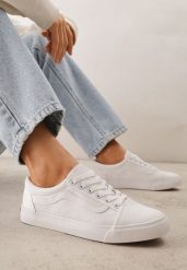 Wiązane Białe Tenisówki Trampki z Niską Cholewką Ozdobione Geometrycznym Wzorem Wioressa. Białe trampki i tenisówki damskie Renee, bez wzorów, z jeansu, przed kostkę. Za 79.99 zł.