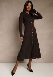 Brązowa Sweterkowa Sukienka z Wiskozy Ozdobiona Guzikami Zozeria. Brązowe sukienki damskie Renee, na co dzień, bez wzorów, z wiskozy, eleganckie, bez kołnierzyka, bez ramiączek, midi, proste. Za 159.99 zł.