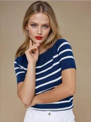 Sweter z krótkim rękawem - granatowy. Niebieskie swetry klasyczne damskie Sinsay, l, bez kołnierzyka. Za 29.99 zł.
