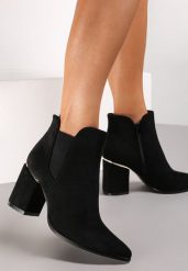 Czarne Botki Tyber. Czarne botki damskie Renee, przed kolano, bez obcasa, na obcasie, bez zapięcia. Za 149.99 zł.