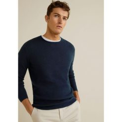 Mango Man - Sweter Lexus. Niebieskie swetry męskie Mango Man, l, bez wzorów, z bawełny, bez kołnierzyka. W wyprzedaży za 89.90 zł.
