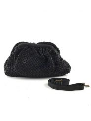 Amara Skórzana kopertówka "Miller" w kolorze czarnym - 35 x 23 x 8 cm rozmiar: onesize. Czarne torebki wieczorowe Amara, bez wzorów, z materiału, bez kołnierzyka, bez ramiączek. Za 480.90 zł.