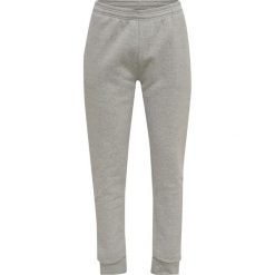 Jogging Hummel Red Basic. Czarne szorty męskie HUMMEL, m, z materiału, do biegania. Za 161.00 zł.