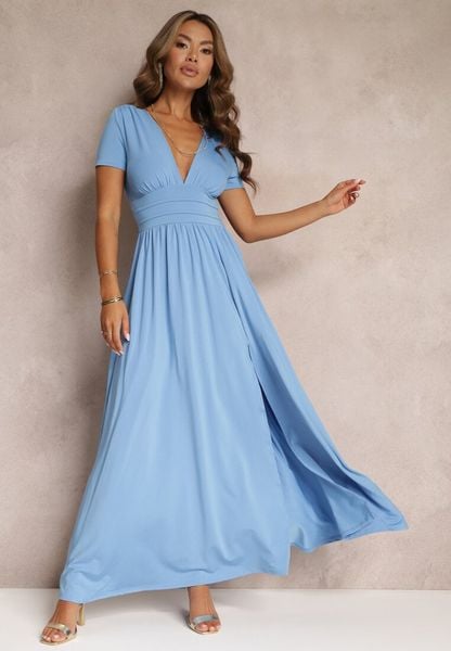 Jasnoniebieska Sukienka Maxi z Rozkloszowanym Dołem i Rozcięciem Zarya. Niebieskie sukienki damskie Renee, m, bez wzorów, bez kołnierzyka, bez ramiączek, maxi, rozkloszowane. Za 149.99 zł.