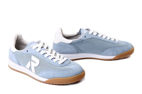 RIEKER W4000-12 blue, półbuty damskie. Niebieskie półbuty damskie Rieker, bez wzorów, bez obcasa. Za 379.90 zł.