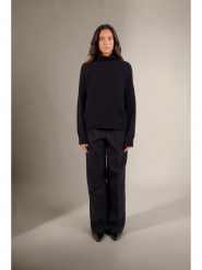 Perfect Cashmere Kaszmirowy golf "Somba" w kolorze czarnym rozmiar: S. Czarne golfy damskie Perfect Cashmere, s, bez wzorów, z kaszmiru, bez ramiączek. Za 1,056.72 zł.