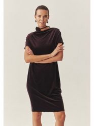 TATUUM Sukienka "Mirati" w kolorze fioletowym rozmiar: XL. Fioletowe sukienki damskie Tatuum, na co dzień, xl, bez wzorów, bez kołnierzyka, bez ramiączek, midi, proste. Za 141.52 zł.