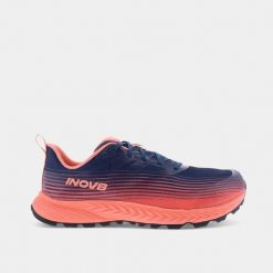 Buty do biegania damskie Inov-8 TrailFly Speed Wide. Brązowe obuwie do biegania damskie Inov-8. Za 667.70 zł.
