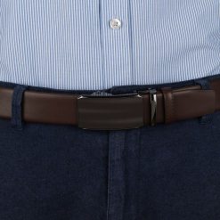 Pasek męski skórzany 3,5 cm klamra automatyczna Beltimore brązowy 02-592 : Kolory - brązowy, beżowy, Rozmiar pasków - r.110-125 cm. Brązowe paski męskie bez wzorów, ze skóry, wizytowe. Za 64.99 zł.