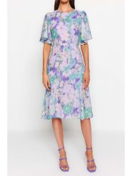Trendyol Sukienka w kolorze lawendowo-turkusowym rozmiar: 40. Fioletowe sukienki damskie Trendyol, bez wzorów, bez kołnierzyka, bez ramiączek, midi. Za 104.99 zł.