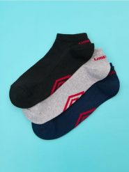 Skarpetki Umbro 3 pack - wielobarwny. Brązowe skarpetki męskie Sinsay, bez wzorów. W wyprzedaży za 15.99 zł.