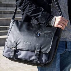 Stylowa torba męska na ramię SOLIER S12 czarna. Czarne torby męskie na ramię Solier, bez wzorów, ze skóry ekologicznej, na ramię. Za 159.00 zł.
