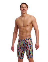 Spodenki do pływania Jammery Funky Trunks Curl Curl. Brązowe kąpielówki męskie FUNKY TRUNKS, m, bez wzorów, z elastanu, do pływania. Za 219.00 zł.