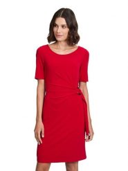 Vera Mont Sukienka w kolorze czerwonym rozmiar: 46. Czerwone sukienki damskie Vera Mont, bez wzorów, z tkaniny, bez kołnierzyka, bez ramiączek, mini. Za 164.02 zł.