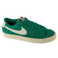 Buty sportowe do chodzenia damskie, W Blazer Low 77. Zielone buty sportowe na co dzień damskie Nike, bez wzorów, trekkingowe. Za 450.10 zł.