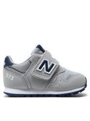 New Balance Sneakersy IZ373AK2 Szary. Szare buty sportowe chłopięce New Balance, z materiału, bez zapięcia. Za 169.99 zł.