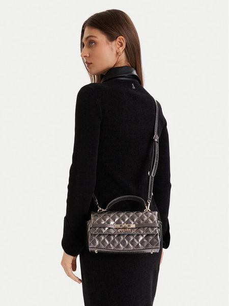 Guess Torebka 179129 Srebrny. Szare torebki klasyczne damskie Guess, z aplikacjami, ze skóry, bez dodatków. Za 329.99 zł.