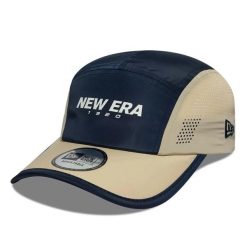 Czapka 5-panelowa New Era Colour Block Runner. Niebieskie czapki męskie New Era, bez wzorów. Za 226.50 zł.
