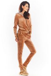 Krótka Welurowa Bluza na Suwak z Kapturem - Beżowa. Brązowe bluzy z kapturem damskie Awama, l, z materiału. Za 219.90 zł.