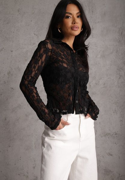 Czarna Koszula z Kwiatowej Koronki Nevieras. Czarne koszule damskie Renee, m, bez wzorów, z jeansu, eleganckie, bez kołnierzyka, bez ramiączek. Za 129.99 zł.