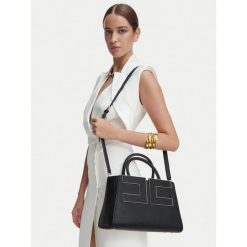 Torebka Elisabetta Franchi. Czarne torebki klasyczne damskie Elisabetta Franchi, bez wzorów, bez dodatków. Za 1,879.00 zł.