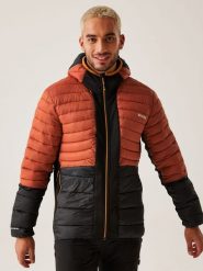 Regatta Kurtka hybrydowa "Leedre" w kolorze czerwono-czarnym rozmiar: 3XL. Czarne kurtki outdoor męskie Regatta, xl, bez wzorów, z materiału, bez kaptura. Za 250.95 zł.