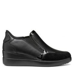 Półbuty Geox. Czarne półbuty damskie Geox, bez wzorów, bez obcasa, na koturnie. Za 449.99 zł.