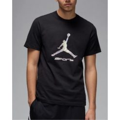 Nike Koszulka z krótkim rękawem. Czarne t-shirty damskie Nike, bez wzorów, bez kołnierzyka. Za 143.99 zł.