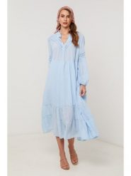 Lin Passion Sukienka w kolorze błękitnym rozmiar: 34/36. Niebieskie sukienki damskie Lin Passion, bez wzorów, z bawełny, klasyczne, bez kołnierzyka, bez ramiączek, midi. Za 152.99 zł.