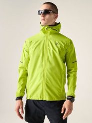 Dare 2b Kurtka przeciwdeszczowa "Ultra-Light" w kolorze żółtym rozmiar: XL. Żółte kurtki outdoor męskie Dare 2b, m, bez wzorów, z materiału, bez kaptura. Za 284.95 zł.