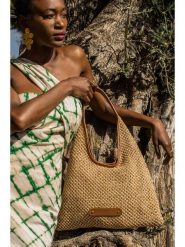 Maison héritage PARIS Skórzana torebka "Maledives" w kolorze jasnobrązowym - 44 x 38,5 cm rozmiar: onesize. Brązowe torebki klasyczne damskie maison héritage PARIS, bez wzorów, z materiału, bez dodatków. Za 304.99 zł.